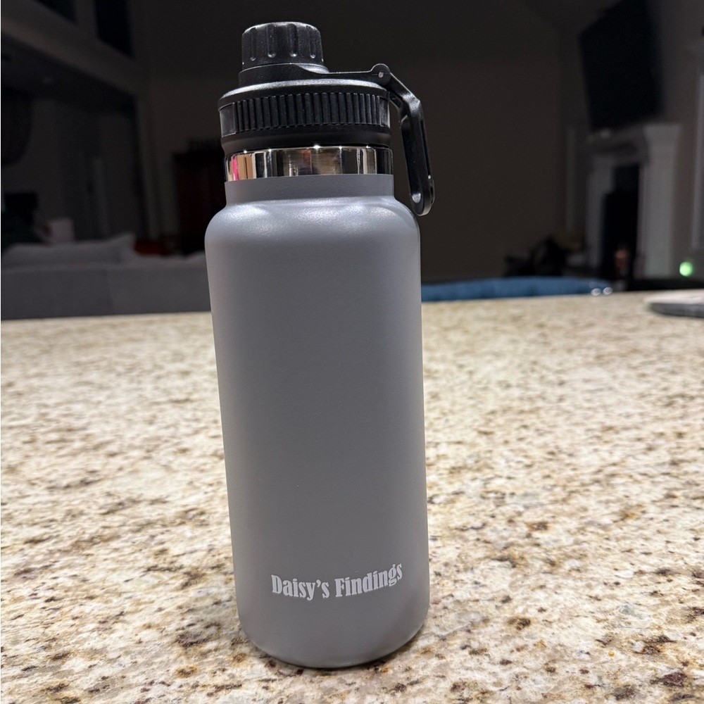 Daisy’s Findings Gray Double Insulated Water Bottle